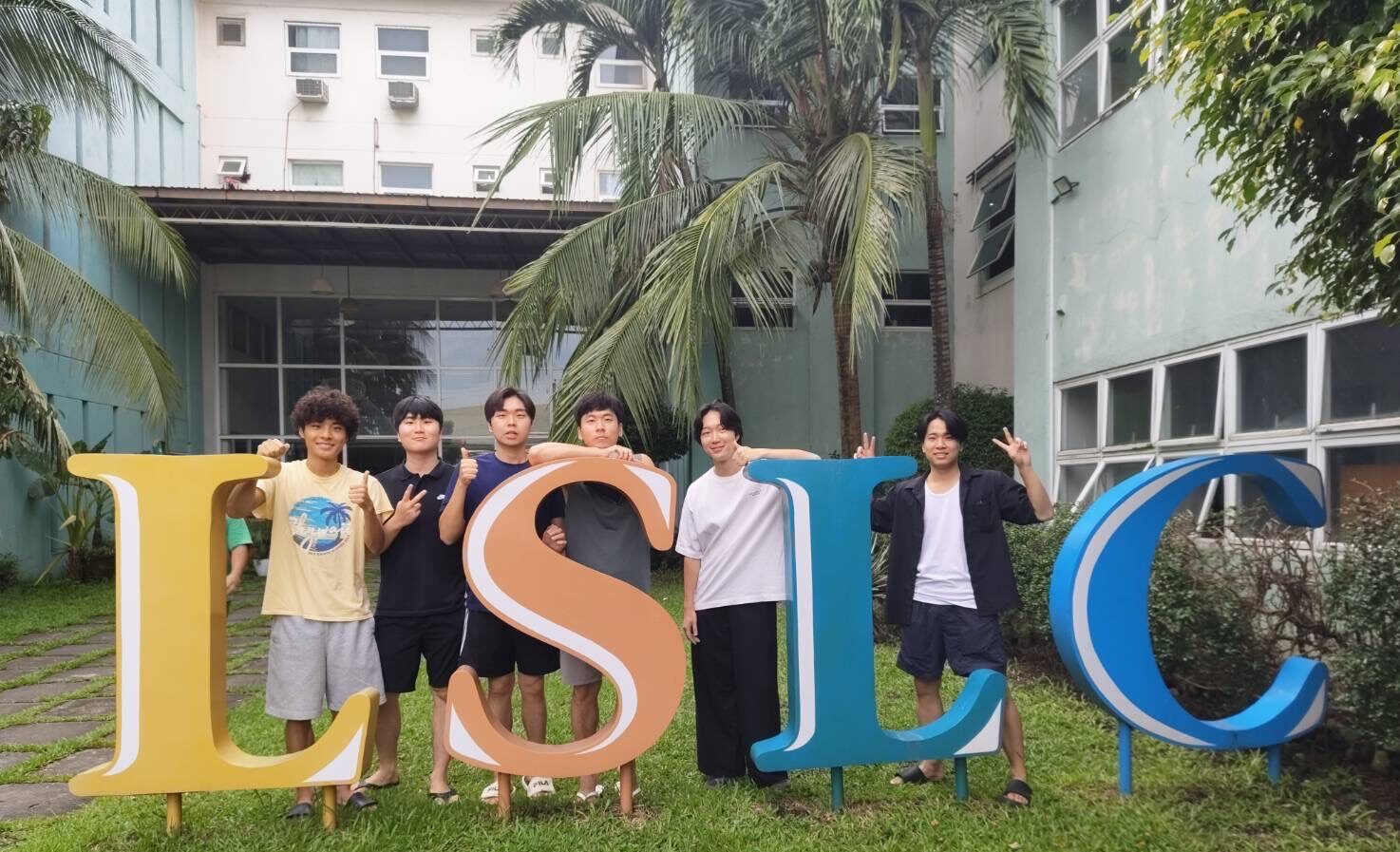 【フィリピン留学LSLC口コミ体験談】19歳 / 大学生 / ESL Regularコース / 12週間