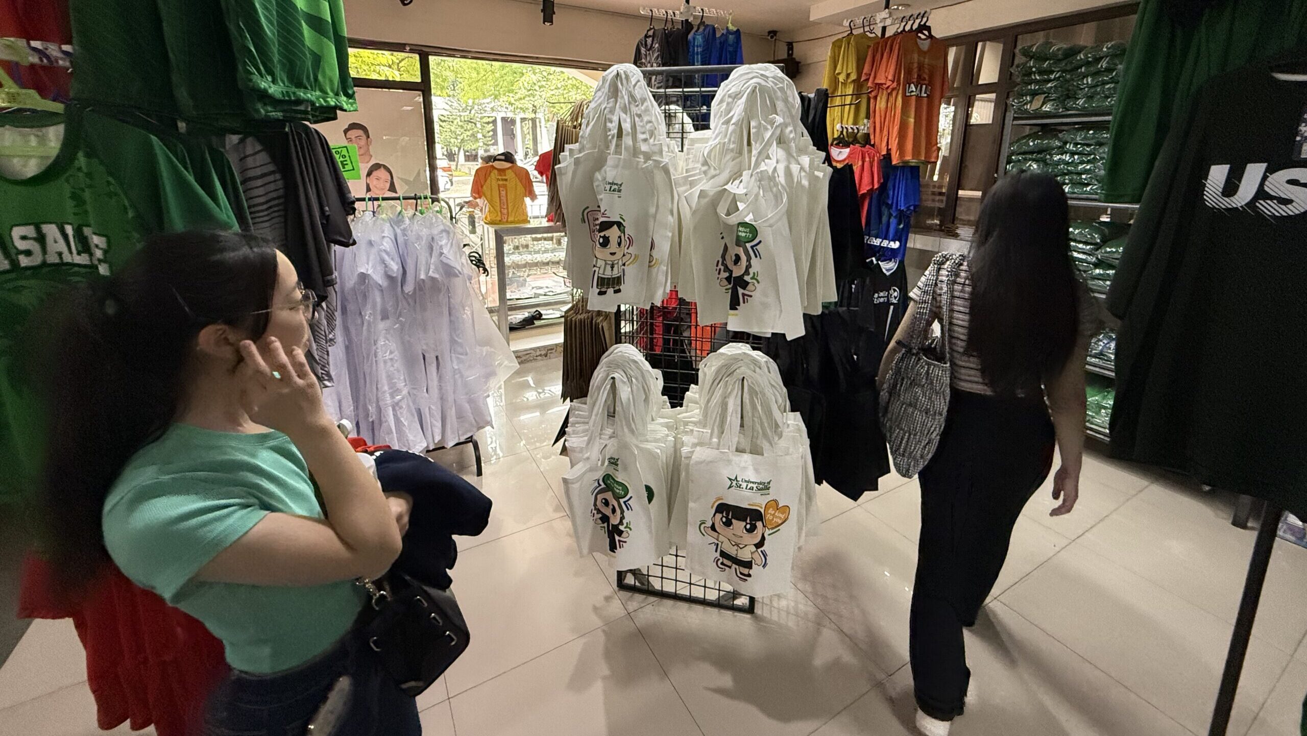 新しく高校生の生徒がバコロドに到着しました!!