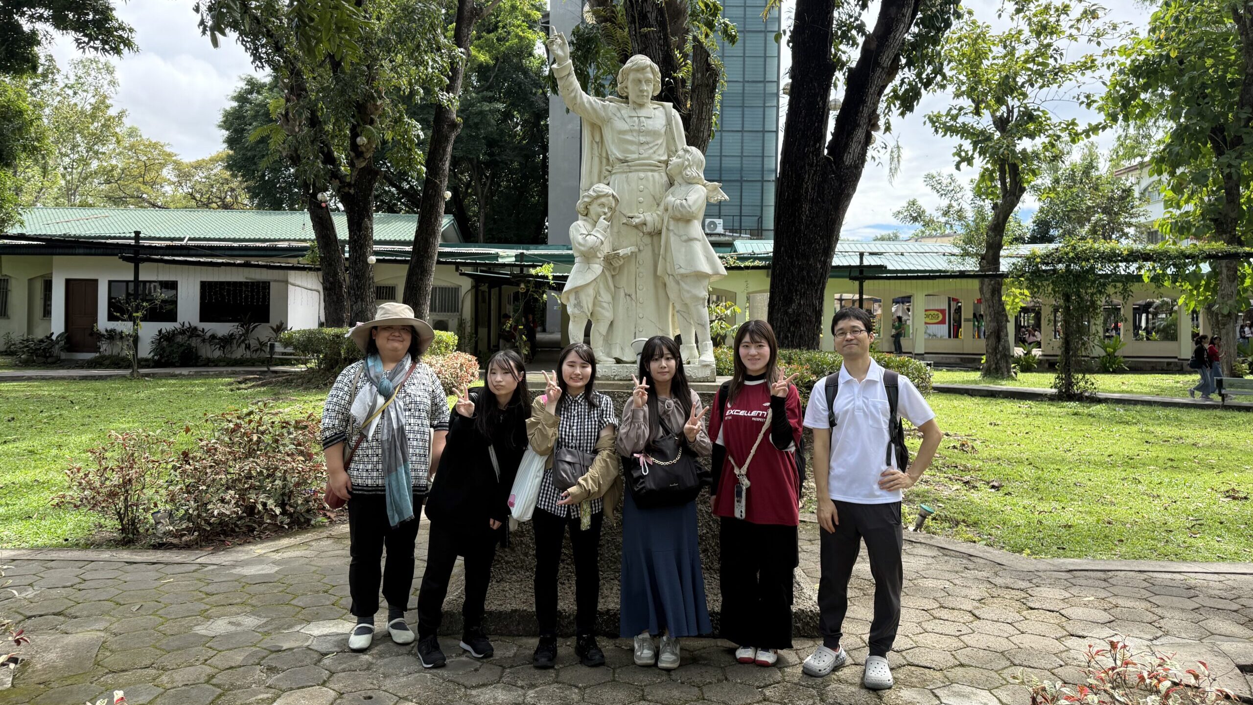 【フィリピン留学LSLC口コミ体験談】20歳 / 大学生 / ESL Regular + アクティビティ / 1週間