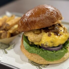 【バコロドグルメ】Sprout Burgerで味わう本格バーガー体験！